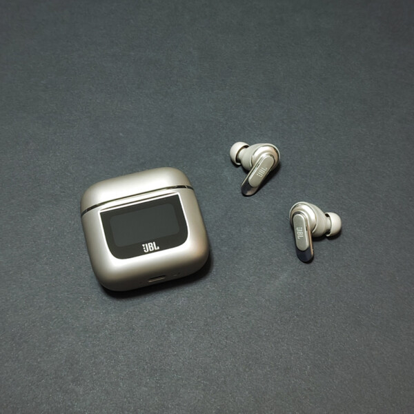 JBL TOUR PRO2の画像