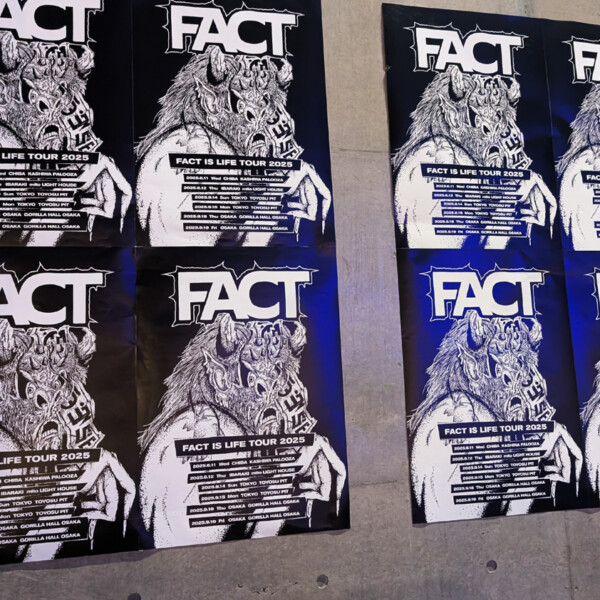 「FACT IS LIFE TOUR 2025」のフライヤー