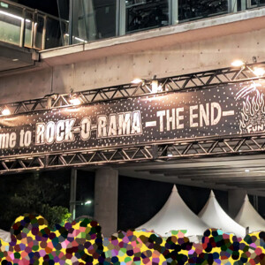 『ROCK-O-RAMA THE END』の看板